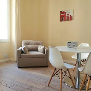 https://apartment-massena-nice.fr-provencehotel.com